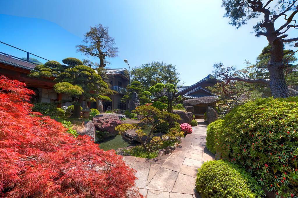 Beautiful Japanese Garden Kagetsu Hotel Fuefuki Buitenkant foto